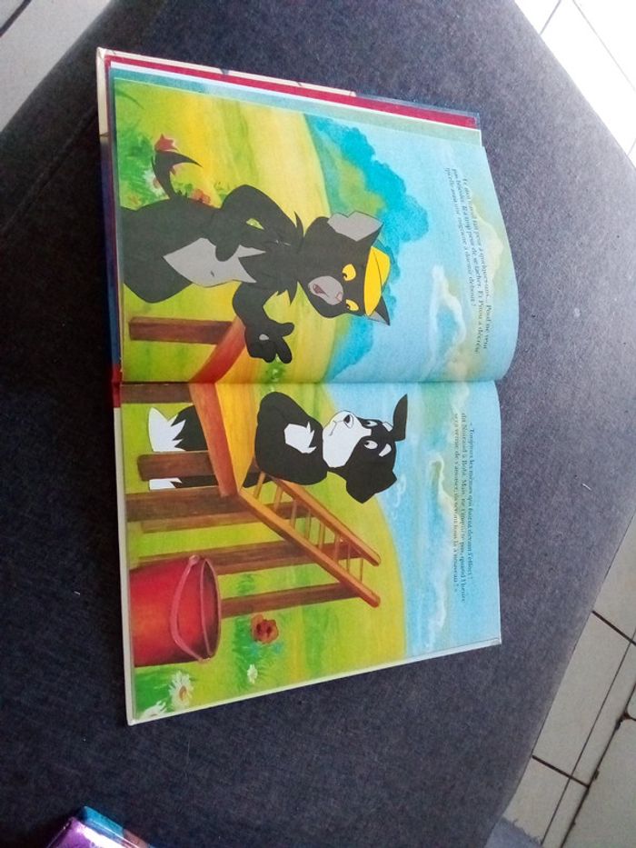 Livre Caroline et ses amis - photo numéro 4