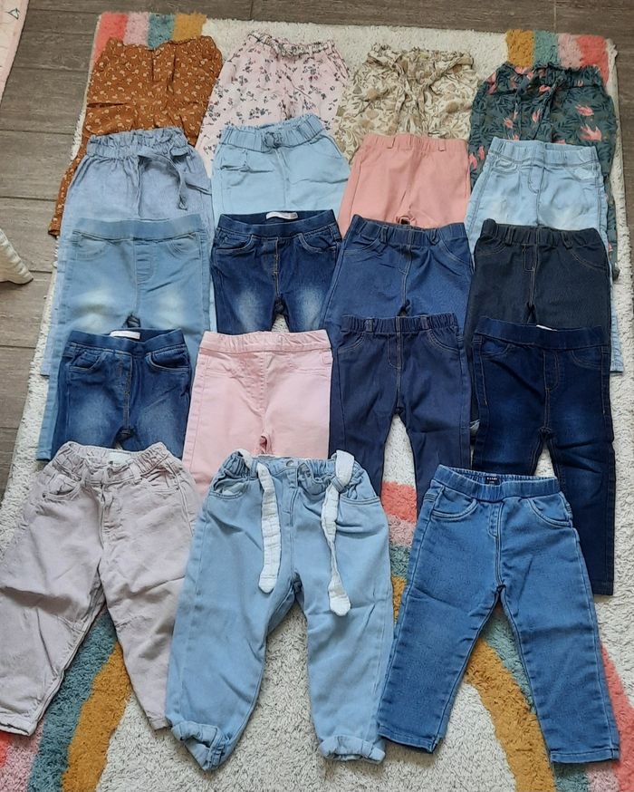 Lot de plus de 90 vêtements fille 24 mois été - photo numéro 3