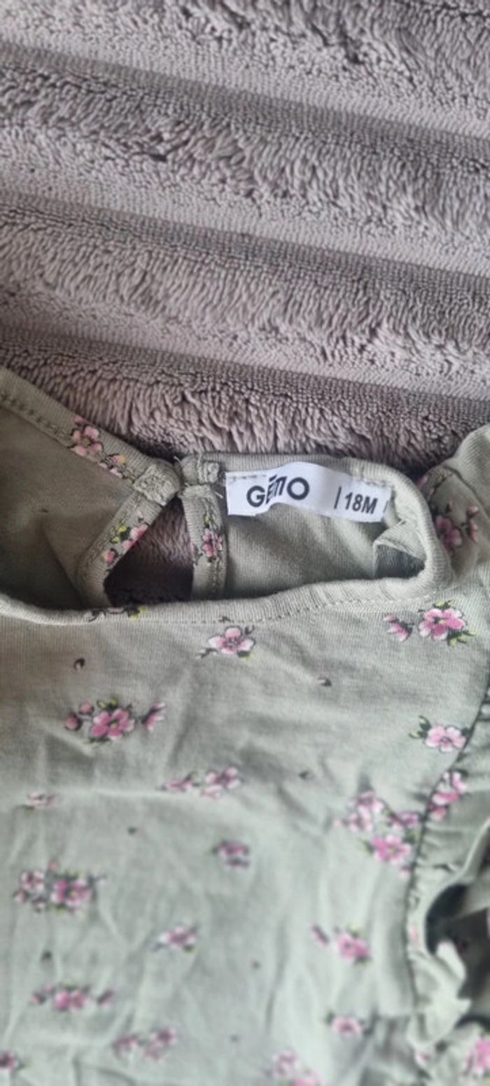 T-shirt 18 mois - photo numéro 2