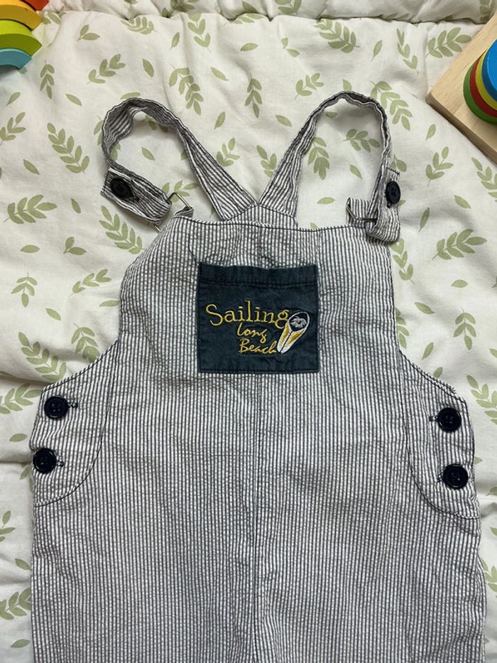 salopette short légère rayé gris et blanc 18/24 mois pressions entre les jambes 1.2.3 go - photo numéro 4