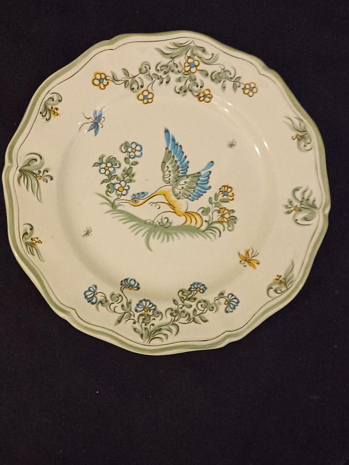 Assiette tradition Moustiers