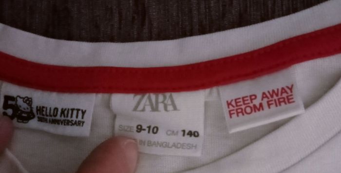 Ensemble tee shirt  Zara hello Kitty pantalon léger sans marque - photo numéro 3