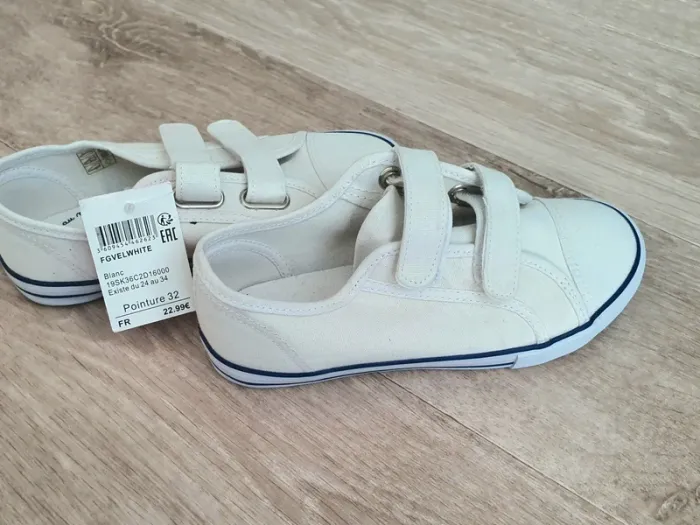Baskets blanches taille 32 neuves Du Pareil au Meme - photo numéro 3