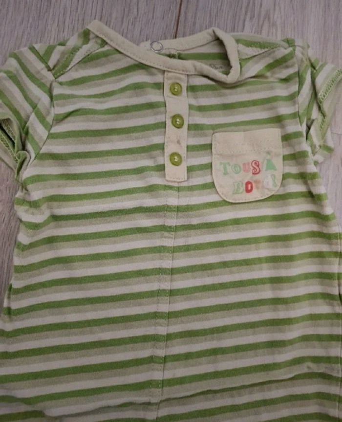 Lot de 2 barboteuses et 1 short garçon taille 6 mois Mickey Disney - photo numéro 2