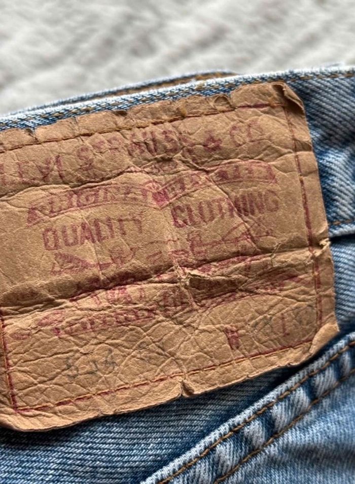 Jean Lévis 534 vintage 90s bleu clair taille haute coupe droite fuselé slim taille X/34 rare - photo numéro 2