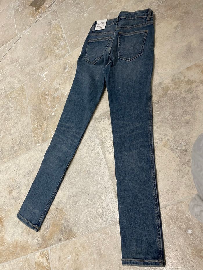 Jean Zara neuf avec étiquette - photo numéro 7