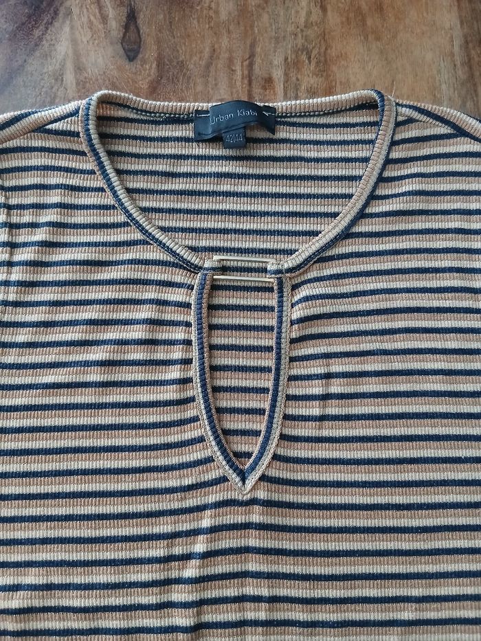 Haut femme taille 42/44 - photo numéro 2