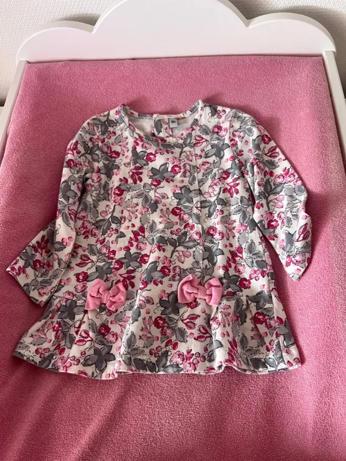 Lot de 3 robes manches longues taille 18 mois - photo numéro 3