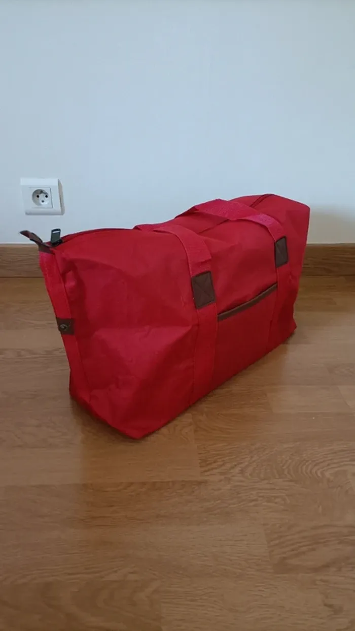 Sac de voyage rouge - Neuf - photo numéro 3