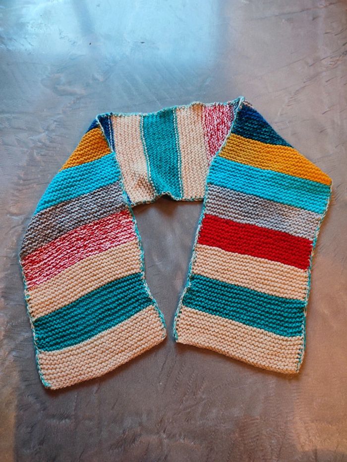 Écharpe en laine multicolore