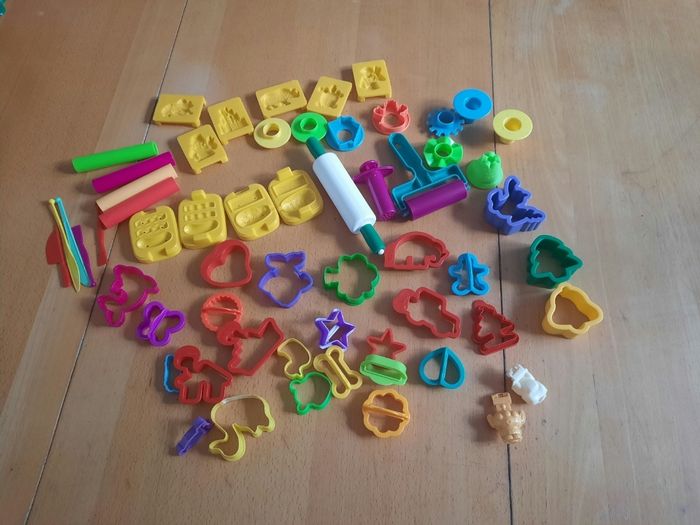 Moules pour pâte à modeler