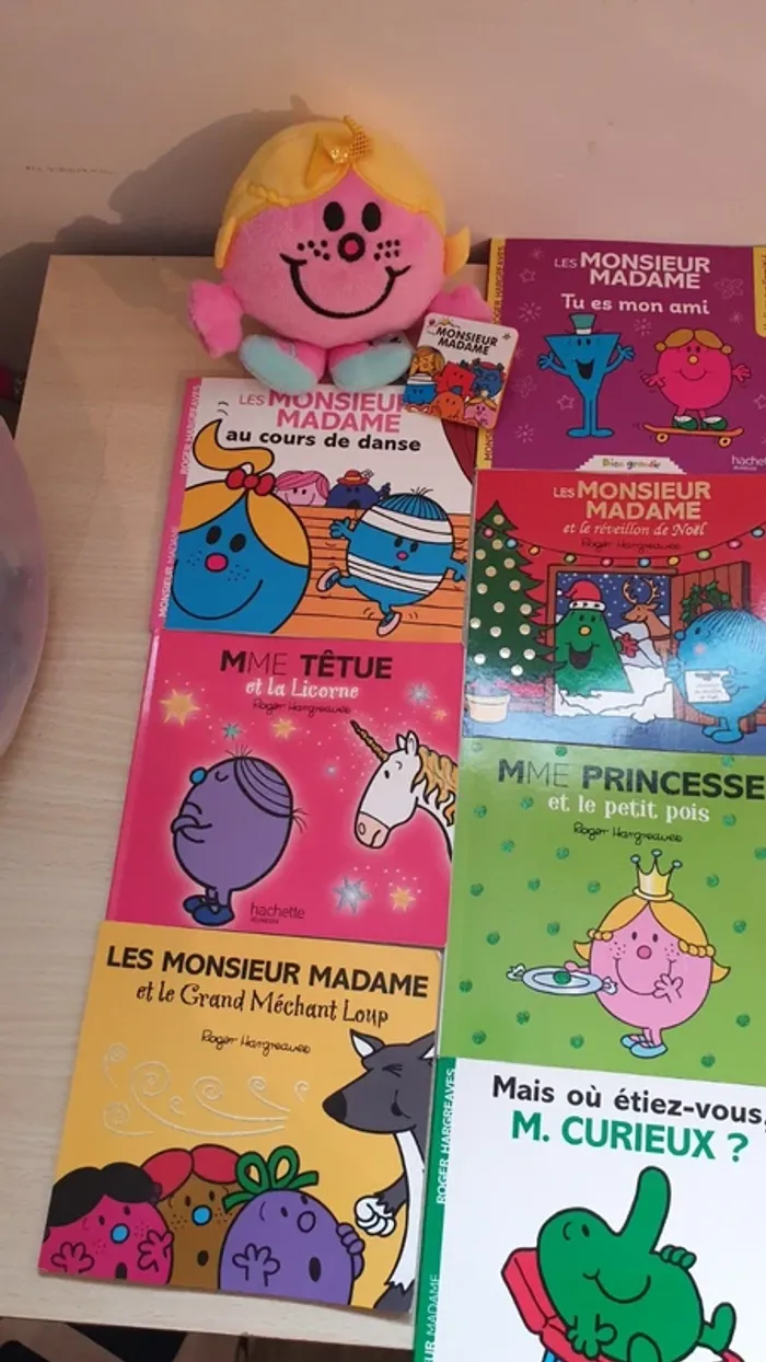 Lot livres Monsieur Madame - photo numéro 8