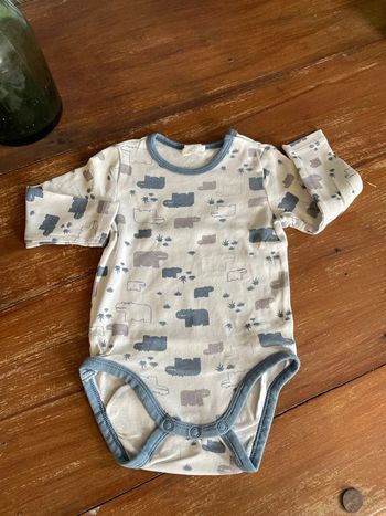 Bodie manches longues blanc avec dessins bébé rêve 6 mois