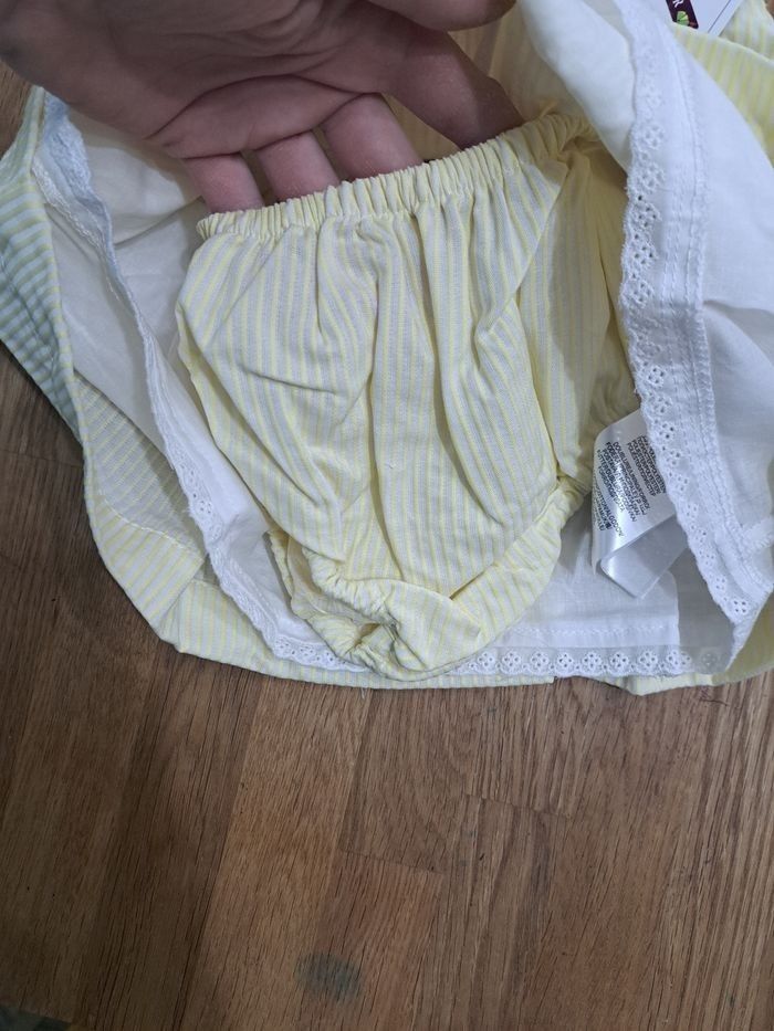 Salopette robe et bloomer bébé fille 6 mois - photo numéro 3