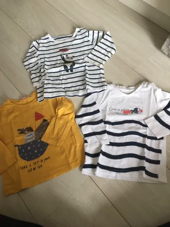 Lot t-shirt manches longues 18 mois