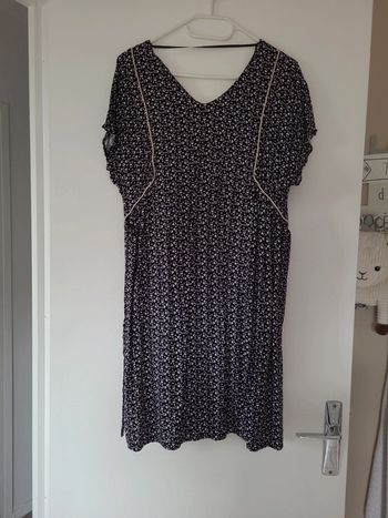 Robe femme manche courte fleurie avec col V dans le dos taille 40 TBE kiabi