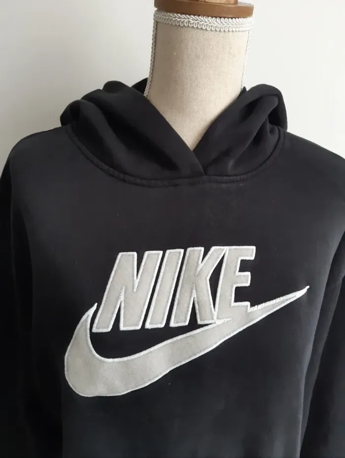 Sweat Nike à capuche T36 - photo numéro 2