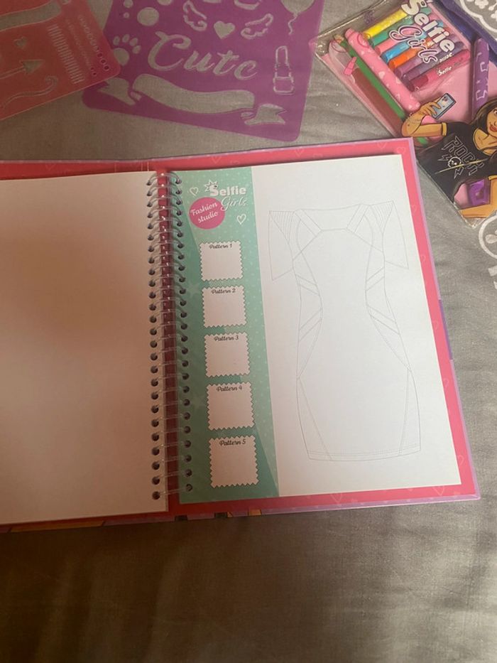 Livre dessin - photo numéro 4