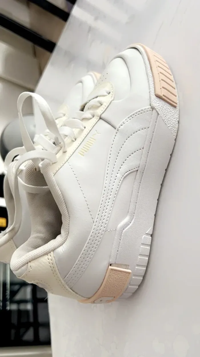 Puma authentique compensée taille 38 avec 2 défaut - photo numéro 2