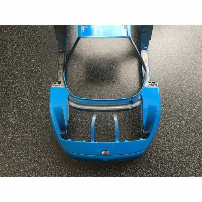 Carcasse coque burago pièce détachée bugatti EB110 1991 1/18 1/18e - photo numéro 4