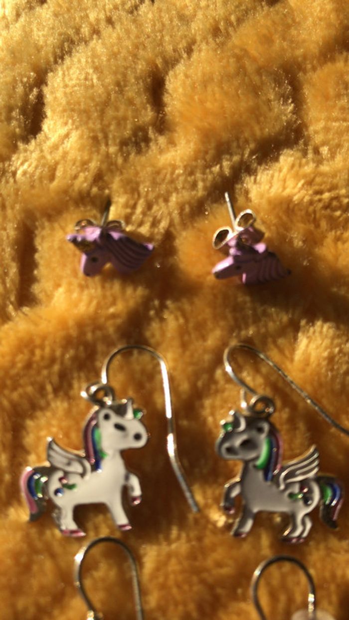 Primark boucles d oreilles licorne et pastèque - photo numéro 4