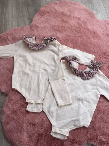 2 body coton col fleuri bébé fille 6 et 9 mois