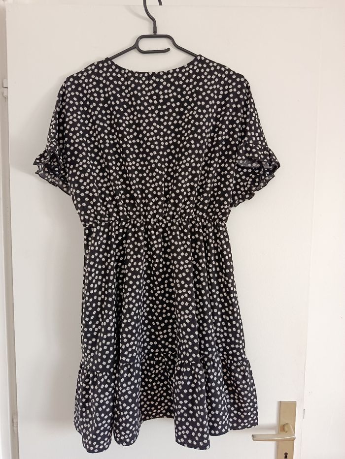 Robe noire Shein - photo numéro 3