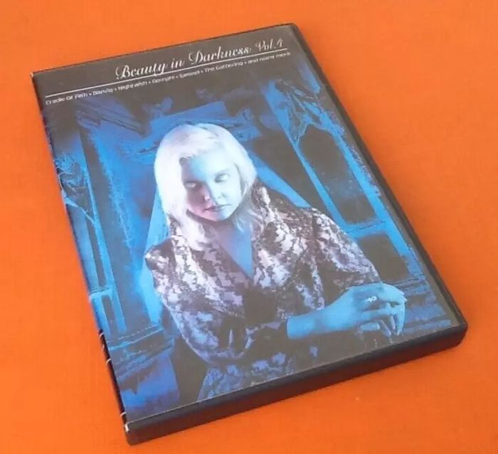 DVD Beauty in Darkness Vol 4  (2000) Nuclear Blast  NB 526-2 - photo numéro 5