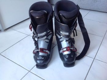 Chaussures de ski noires Wedze 325 mm (T.42-43)