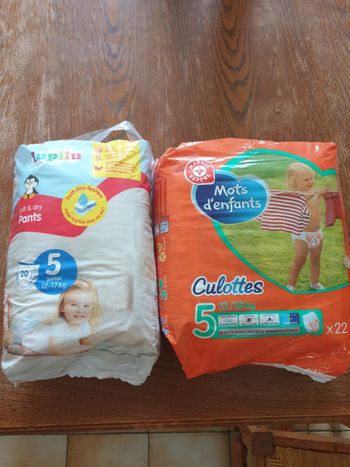 Lot de couches culottes 12.18kg
