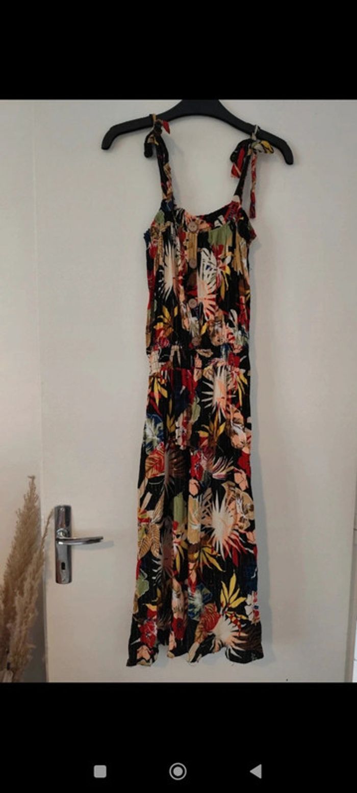 Robe longue noire et multicolore taille 40/42 Camaïeu