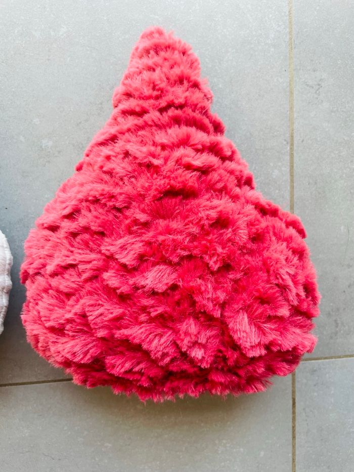 Lot peluches coussins décoratifs originale gouttes d’eau - photo numéro 6