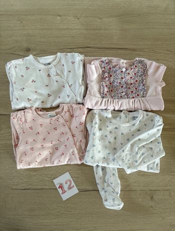 Lot pyjamas 12m
