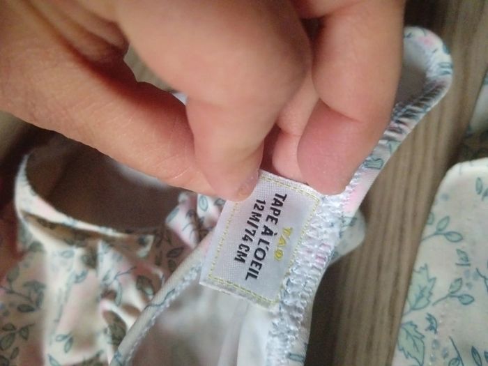 Maillot de bain antibuv 2 pièces TAO 12 mois fleuri blanc et rose - photo numéro 6