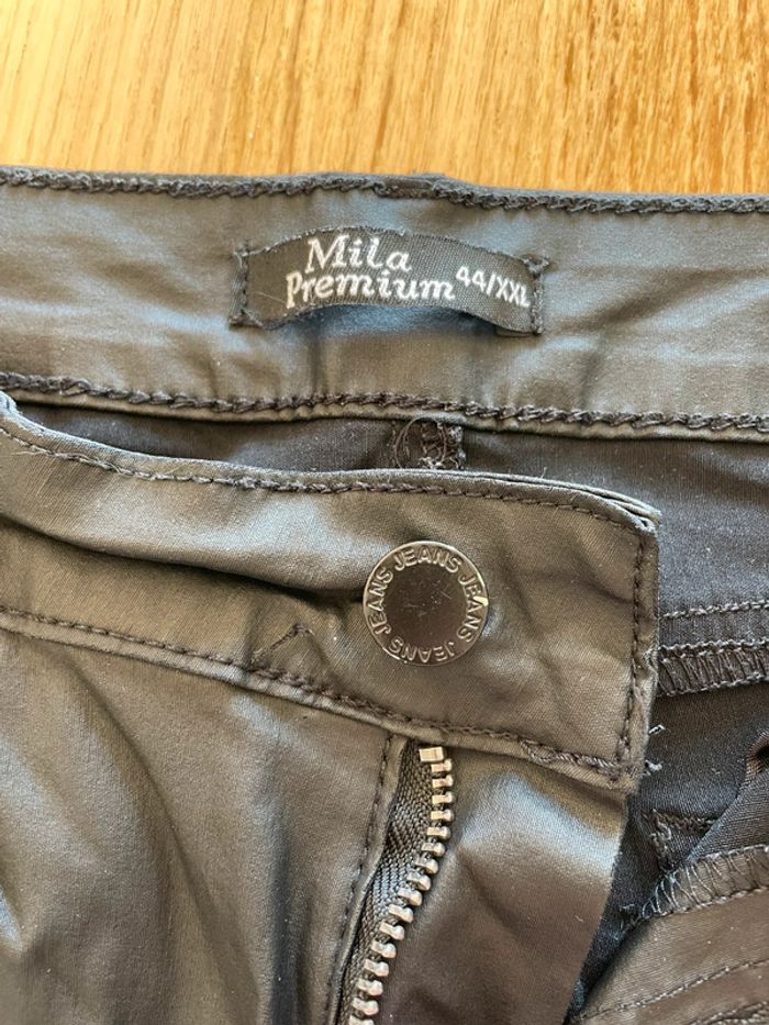 Pantalon enduit noir taille 40 - photo numéro 2