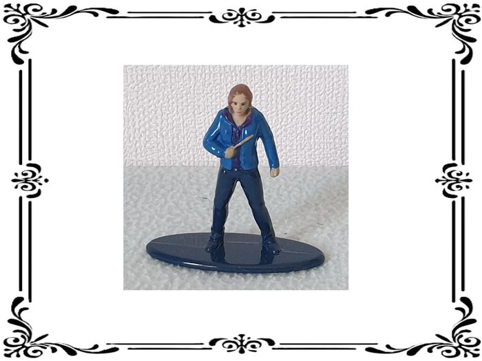 Figurine Hermione Granger (Harry Potter). - photo numéro 3