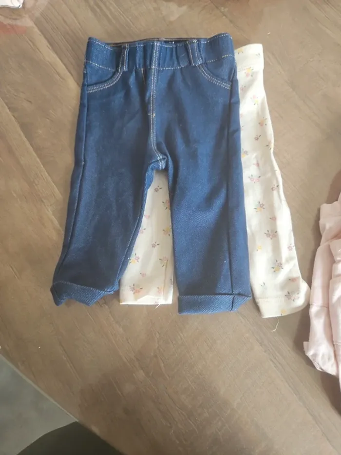 Lot de 8 pantalons - photo numéro 3