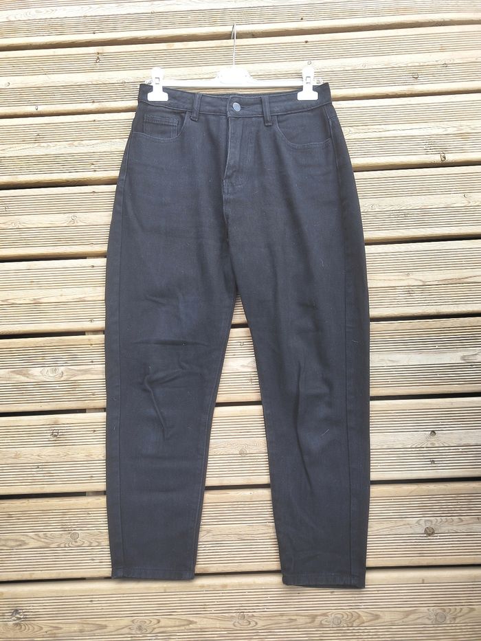Jean Noir Coupe Mom – shein – Taille M  – Très Bon État