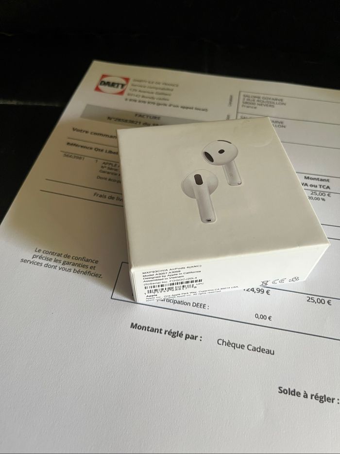 AirPods 4