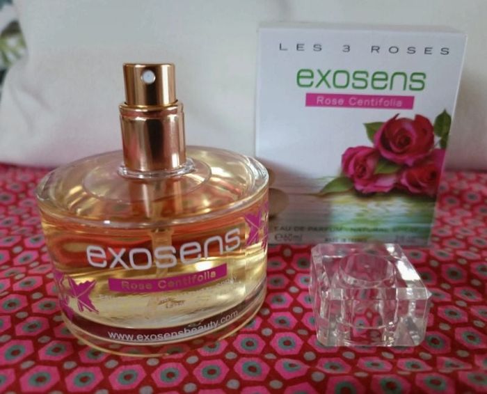 Eau de parfum en spray, Exosens, Rose centifolia, Les 3 roses, 60ml