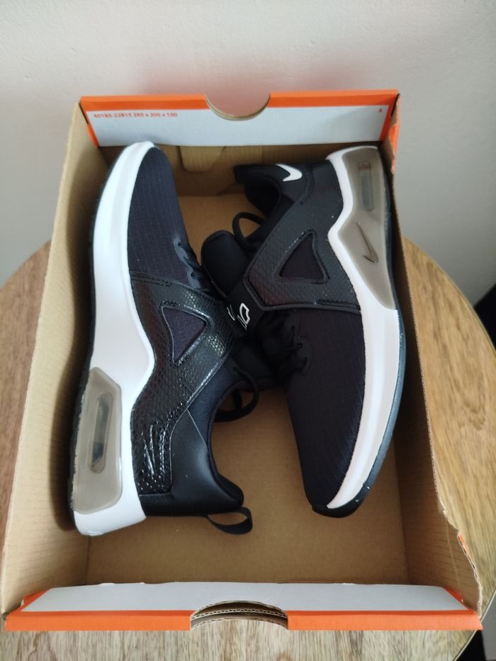 Baskets Nike T36 - photo numéro 9