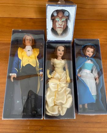 Poupées la belle et la bête