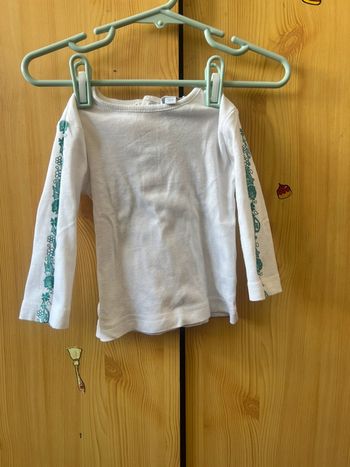 Tess shirt manches longues.