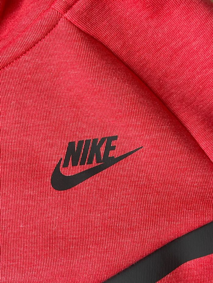 Veste Nike tech - photo numéro 3