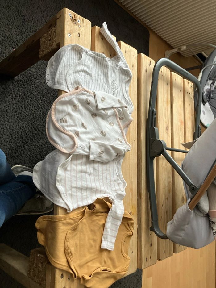 Lot bodies 3 mois manches longues