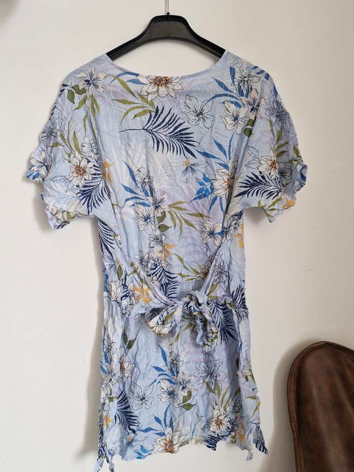 Robe bleu en coton de Etam légère à imprimé fleuri bleu et blanc,neuve taille 38 - photo numéro 6