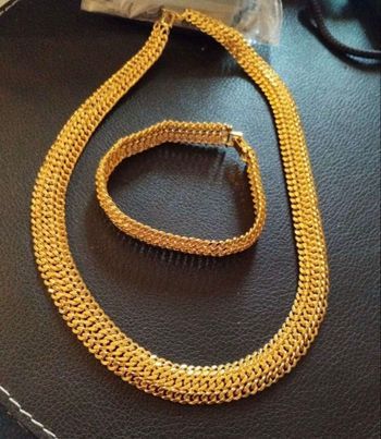 Chaine et bracelet plaqué or 18 carat 