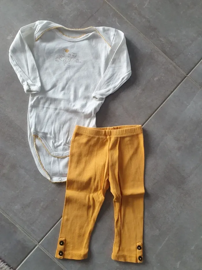 Ensemble body + legging Absorba 12 mois