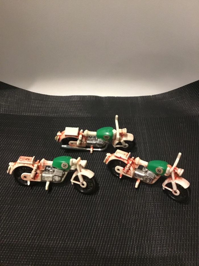 Playmobil lot 3 motos police vintage en l’état coloriées pour pièces