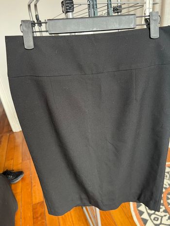 Jupe droite au genou Zara basic taille 36
